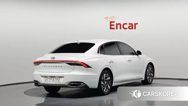 Hyundai The New Grandeur IG Hybrid id 3186582 из Кореи 12