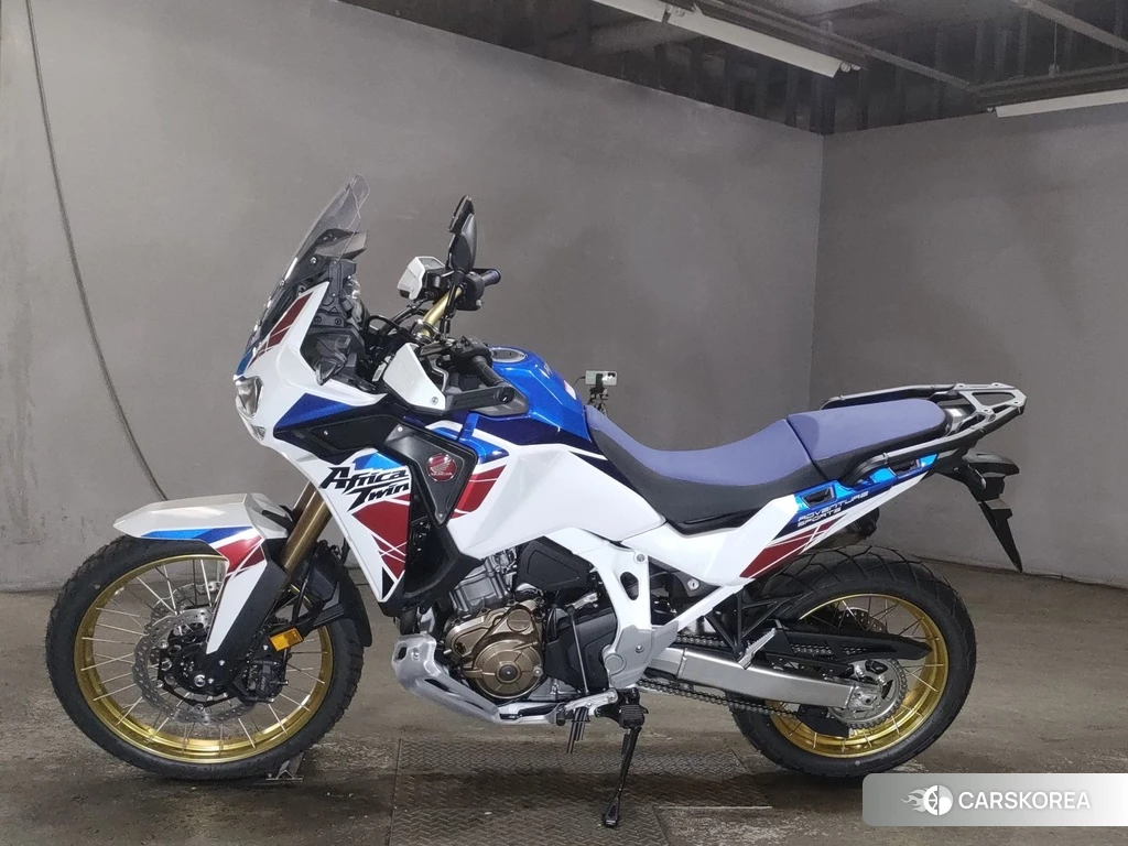 Проданный Honda CRF1100L AFRICA TWIN ADV ES 2024 из Японии, фото 2