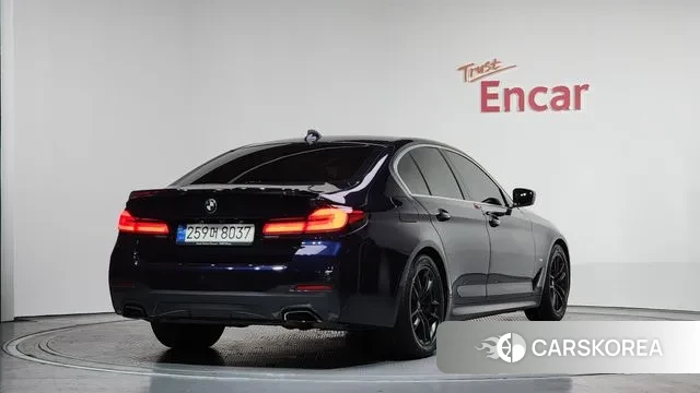 BMW 5 Series (G30) id 3655409 из Кореи 12