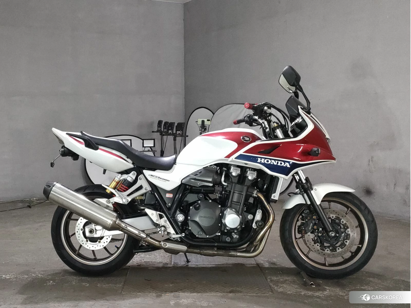 Проданный Honda CB1300SF BOLDOR id 4206316 из Японии, фото 3