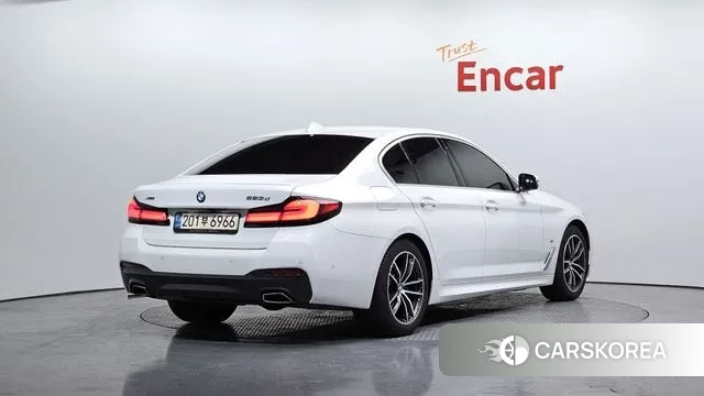 BMW 5 Series (G30) id 3722596 из Кореи 12