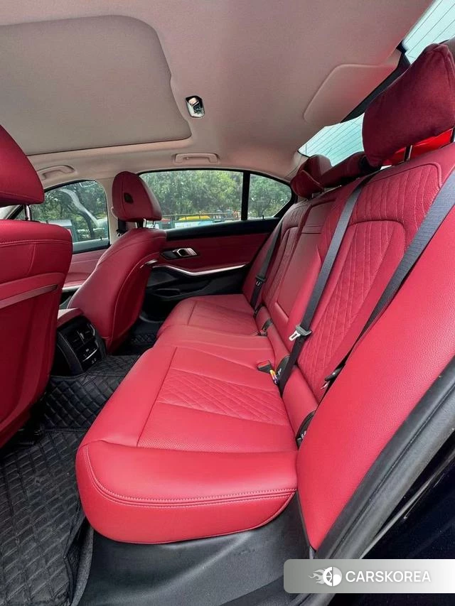BMW 3 series 2025 Черный из Китая, фото 2