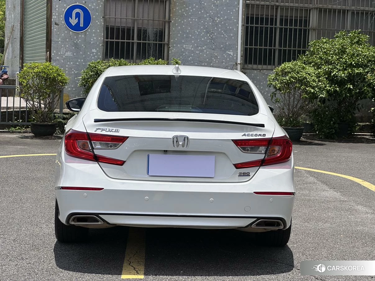 Honda Accord 2019 Белый из Китая, фото 2