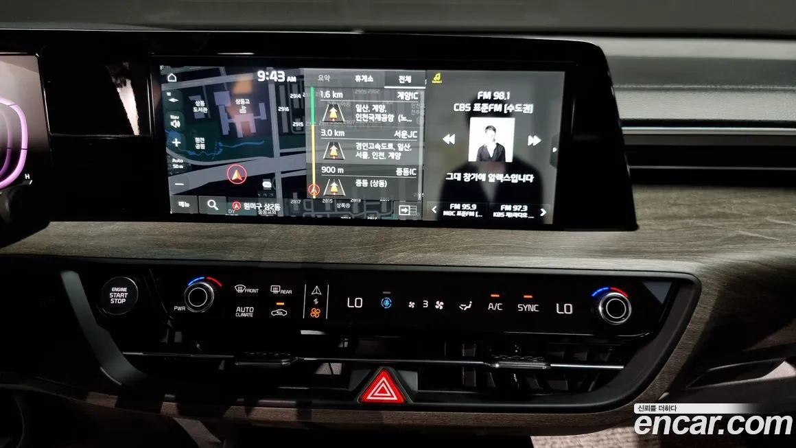 Kia K8 2024 Серебристо-серый из Кореи, фото 2