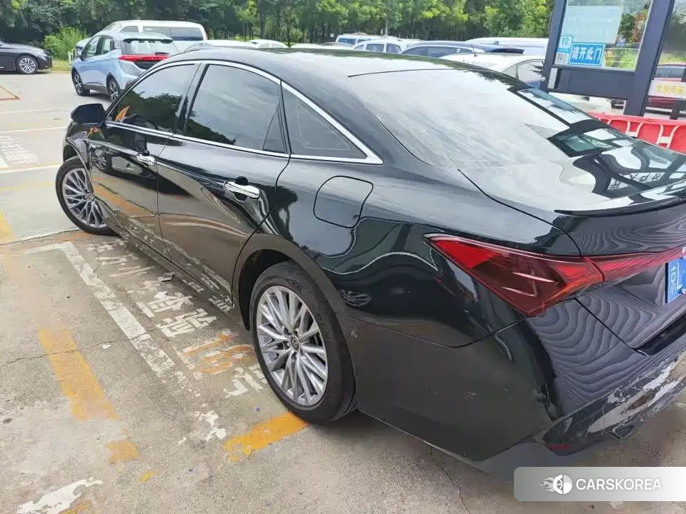 Toyota Avalon 2026 Черный из Китая, фото 2
