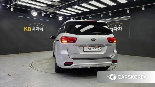 Kia The New Carnival id 4722516 из Кореи 12