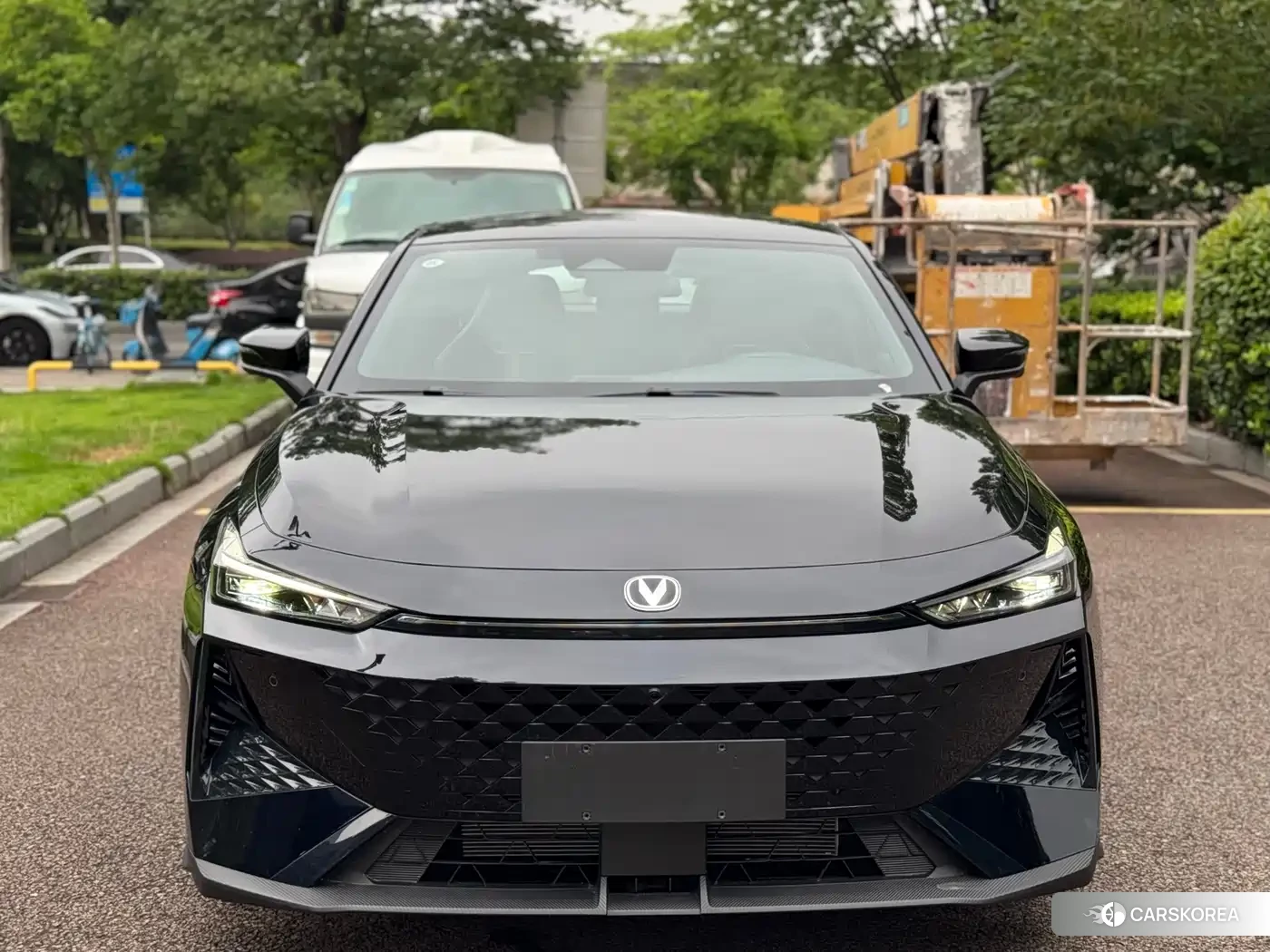 Chang'an UNI-V id 4512942 из Китая 11