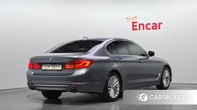 BMW 5 Series (G30) id 3761471 из Кореи 12