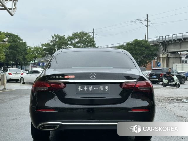 Mercedes-Benz E-class id 4335668 из Китая 8