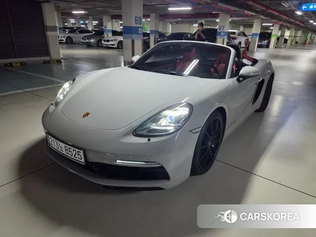 Porsche 718 Boxster 2024 Белый из Кореи, фото 2