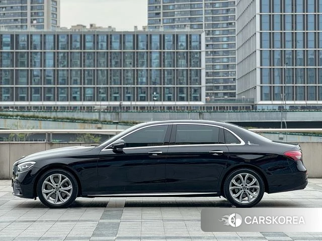 Mercedes-Benz E-class id 4290190 из Китая 8
