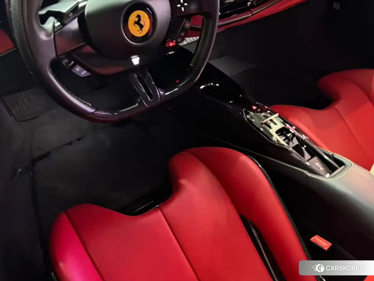 Ferrari SF90 2022 Red/purple из Китая, фото 2