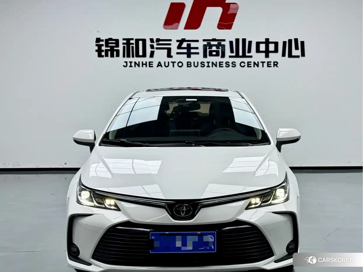 Toyota Corolla id 4600736 из Китая 8