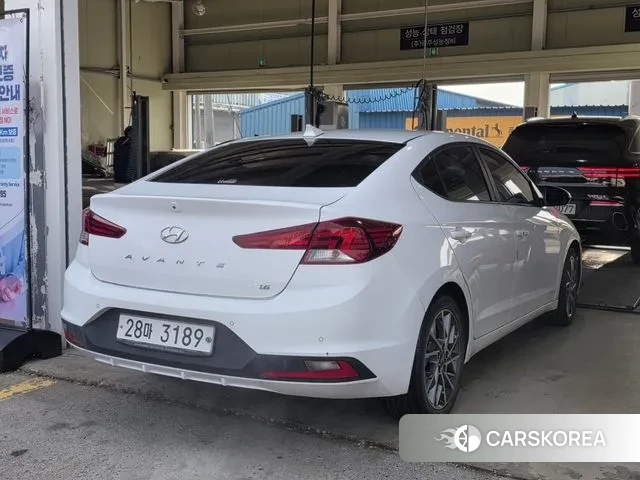 Hyundai The New Avante AD 2018 Белый из Кореи, фото 2