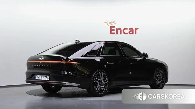 Hyundai Grandeur Hybrid (GN7) id 4516725 из Кореи 12