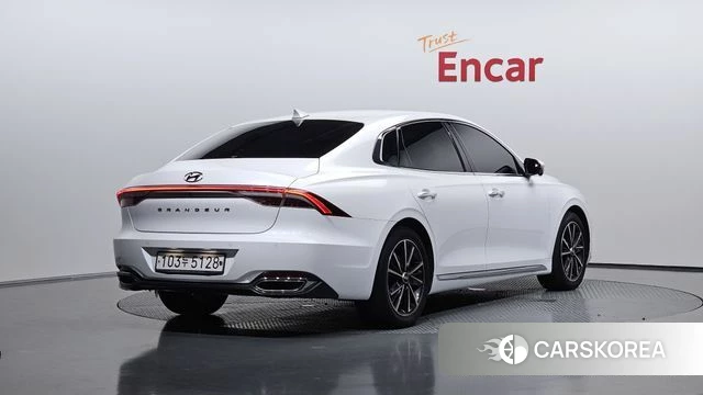 Hyundai The New Grandeur IG id 4759760 из Кореи 12