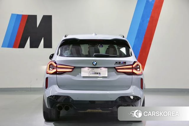 BMW X3 M 2024 Серебристо-серый из Китая, фото 5