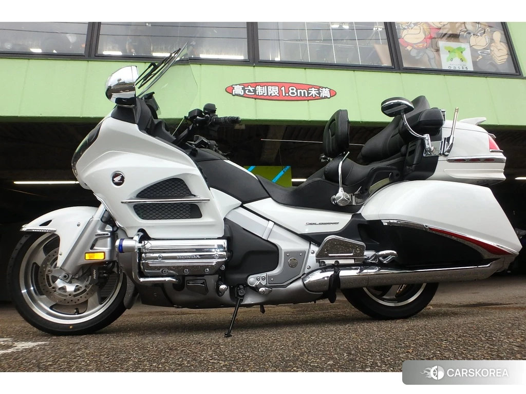 Проданный Honda GL1800 2013 из Японии