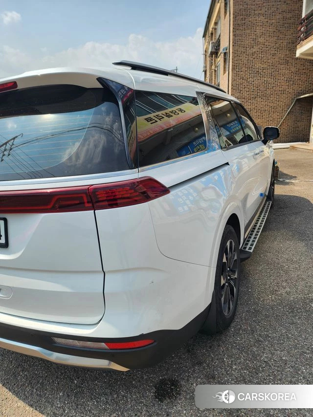Kia Carnival 4th generation 2023 Белый из Кореи, фото 3