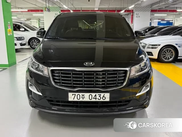 Kia The New Carnival id 3573668 из Кореи 12