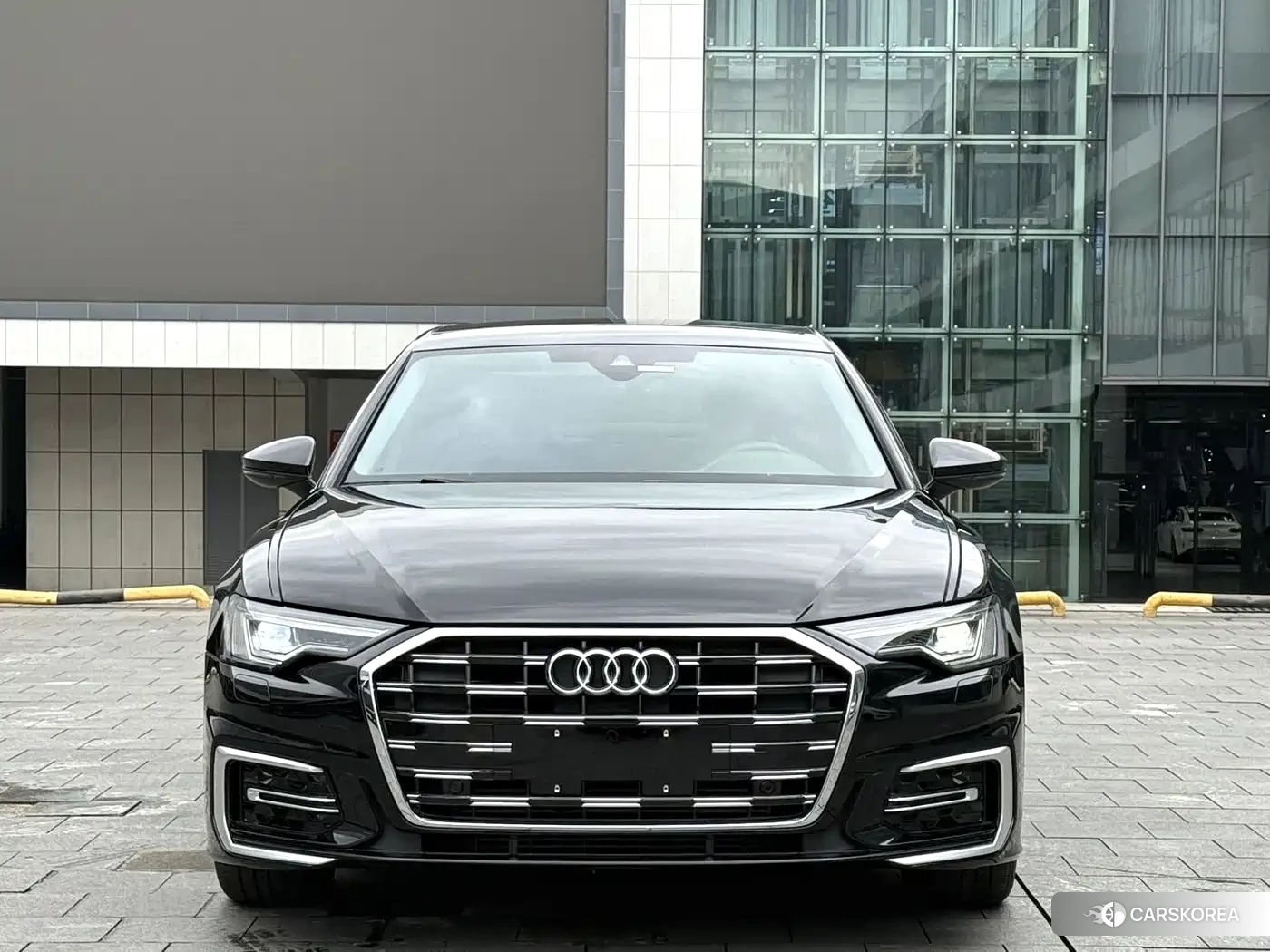 Audi A6L 2022 Черный из Китая, фото 2