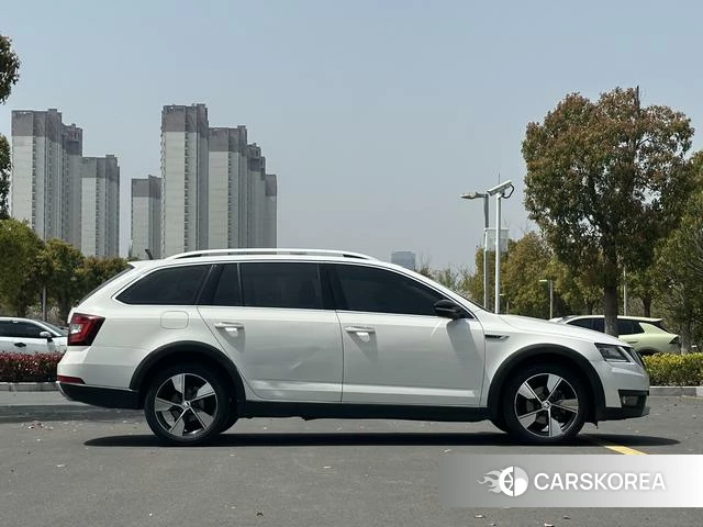Skoda Octavia id 4242173 из Китая 7