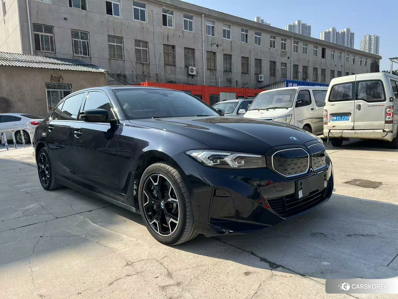 BMW i3 2023 Черный из Китая, фото 2