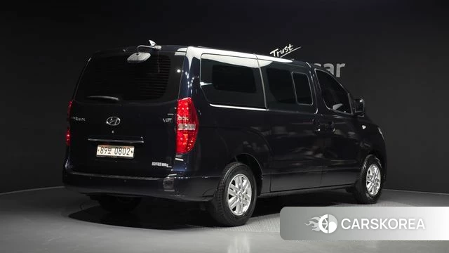 Hyundai The New Grand Starex id 4482378 из Кореи 12