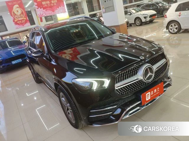 Mercedes-Benz GLE (import) 2021 Черный из Китая, фото 2