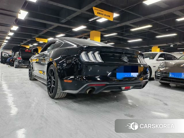 Ford Mustang 2021 Черный из Китая, фото 2