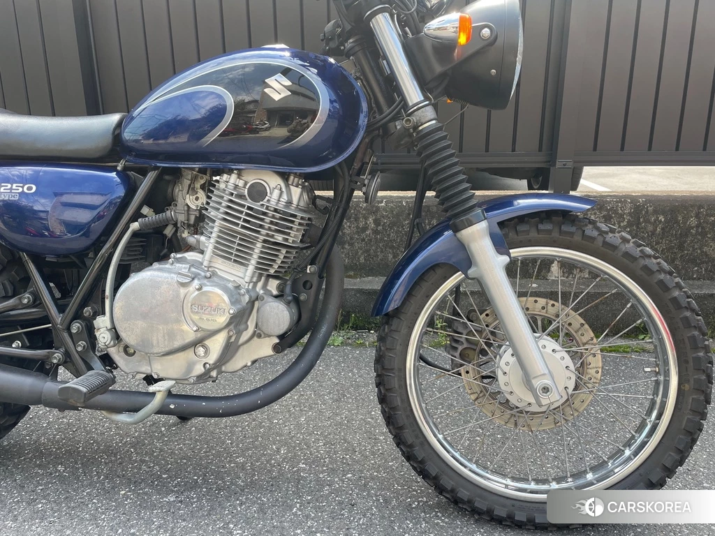 Проданный Triumph STREET TRIPLE 765 RS 2021 из Японии