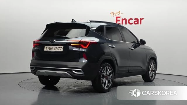 Kia Seltos id 4530284 из Кореи 11