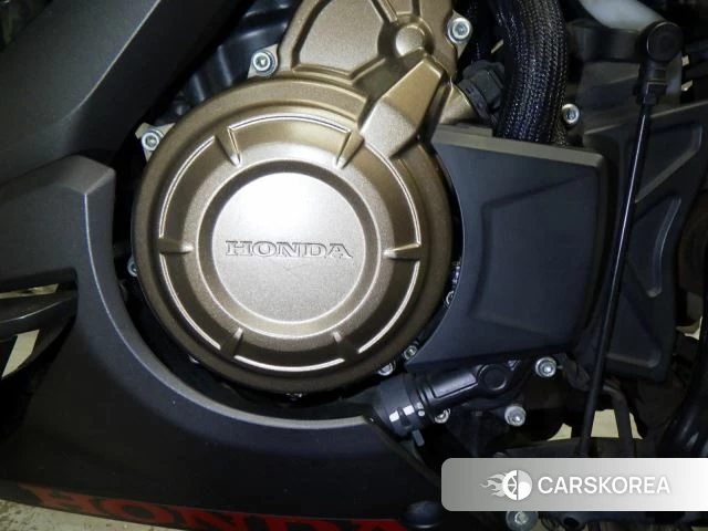 Engine photo