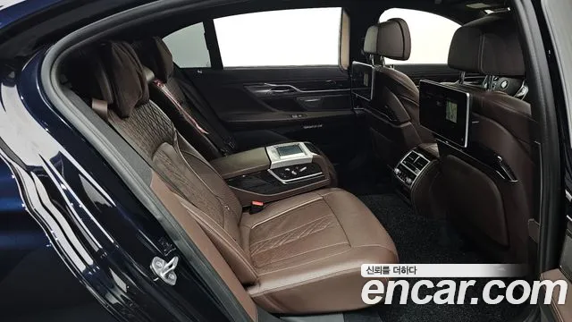 BMW 7 Series (G11) id 2520162 из Кореи 12