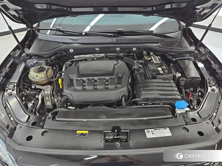 Volkswagen Passat id 4553678 из Китая 8
