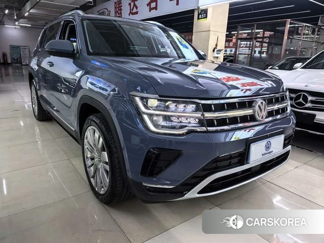 Volkswagen Tourang 2024 Синий из Китая, фото 2