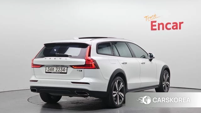 Volvo V60 Cross-Country 2nd Generation id 4304679 из Кореи 12