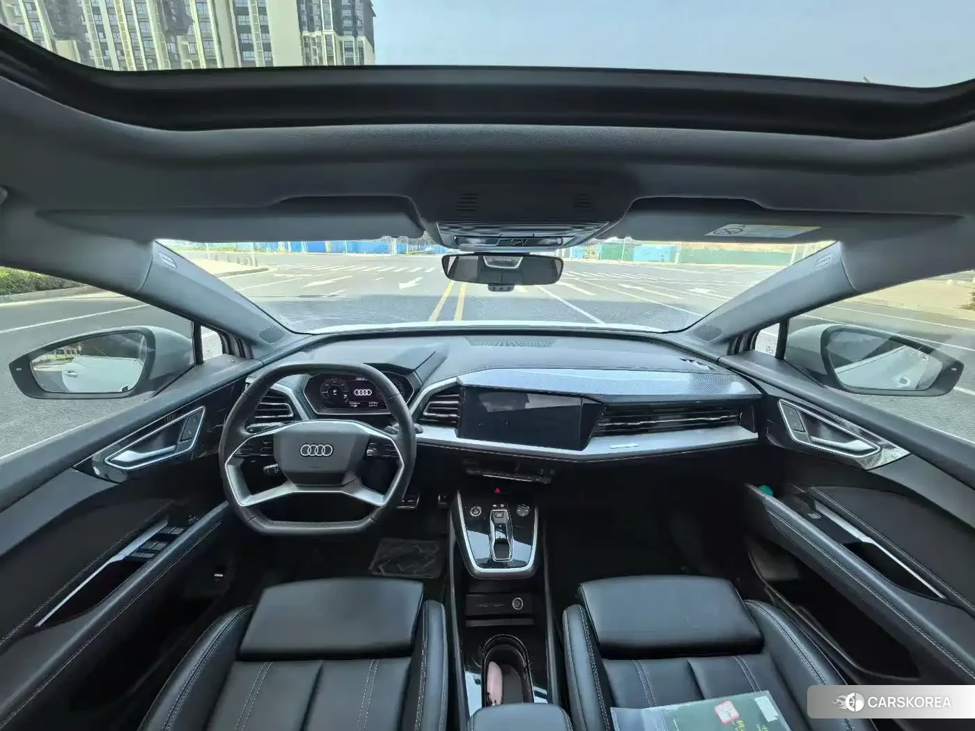 Audi Q4 2024 Белый из Китая, фото 2