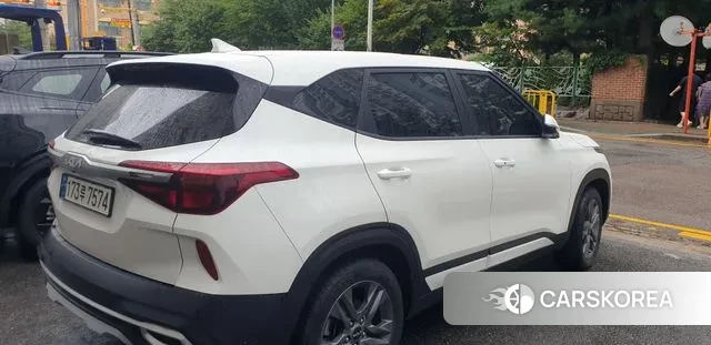 Kia Seltos 2021 Белый из Кореи, фото 2