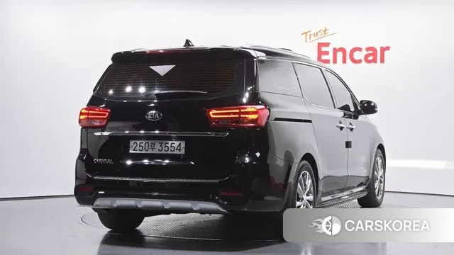 Kia The New Carnival id 3612618 из Кореи 12