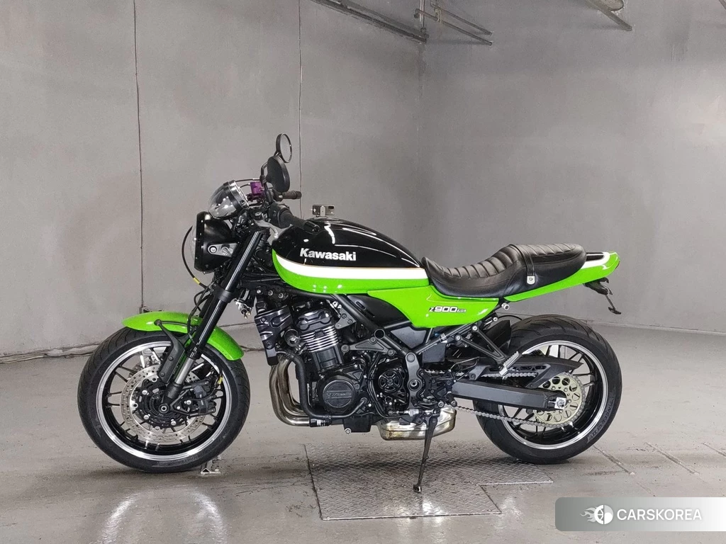 Проданный Kawasaki Z900RS CAFE 2018 из Японии