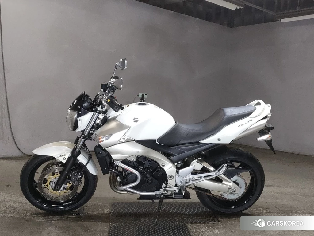 Проданный Suzuki GSR400 id 4176722 из Японии, фото 2