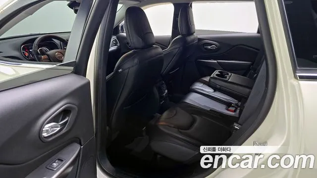 Jeep Cherokee (KL) id 2680720 из Кореи 12