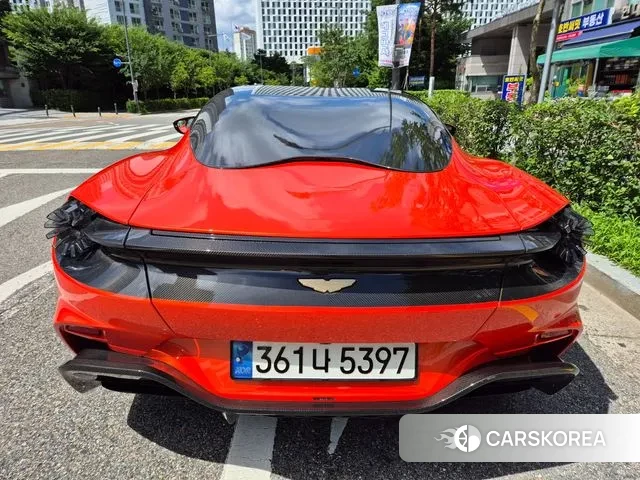 Aston Martin DBS id 2911839 из Кореи 12