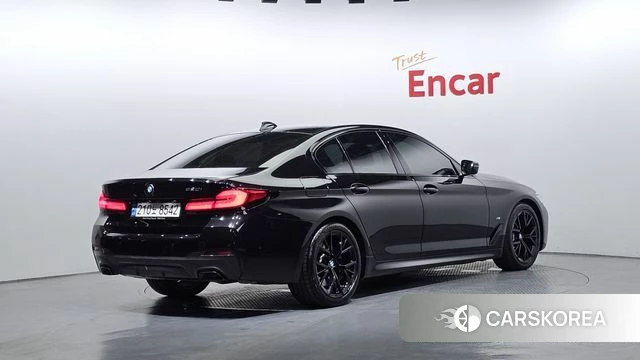 BMW 5 Series (G30) id 4344054 из Кореи 12