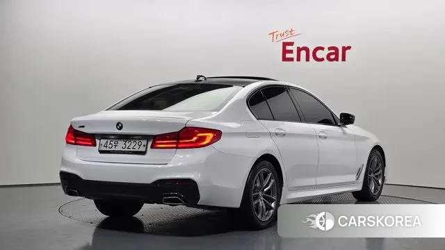 BMW 5 Series (G30) id 3703980 из Кореи 12