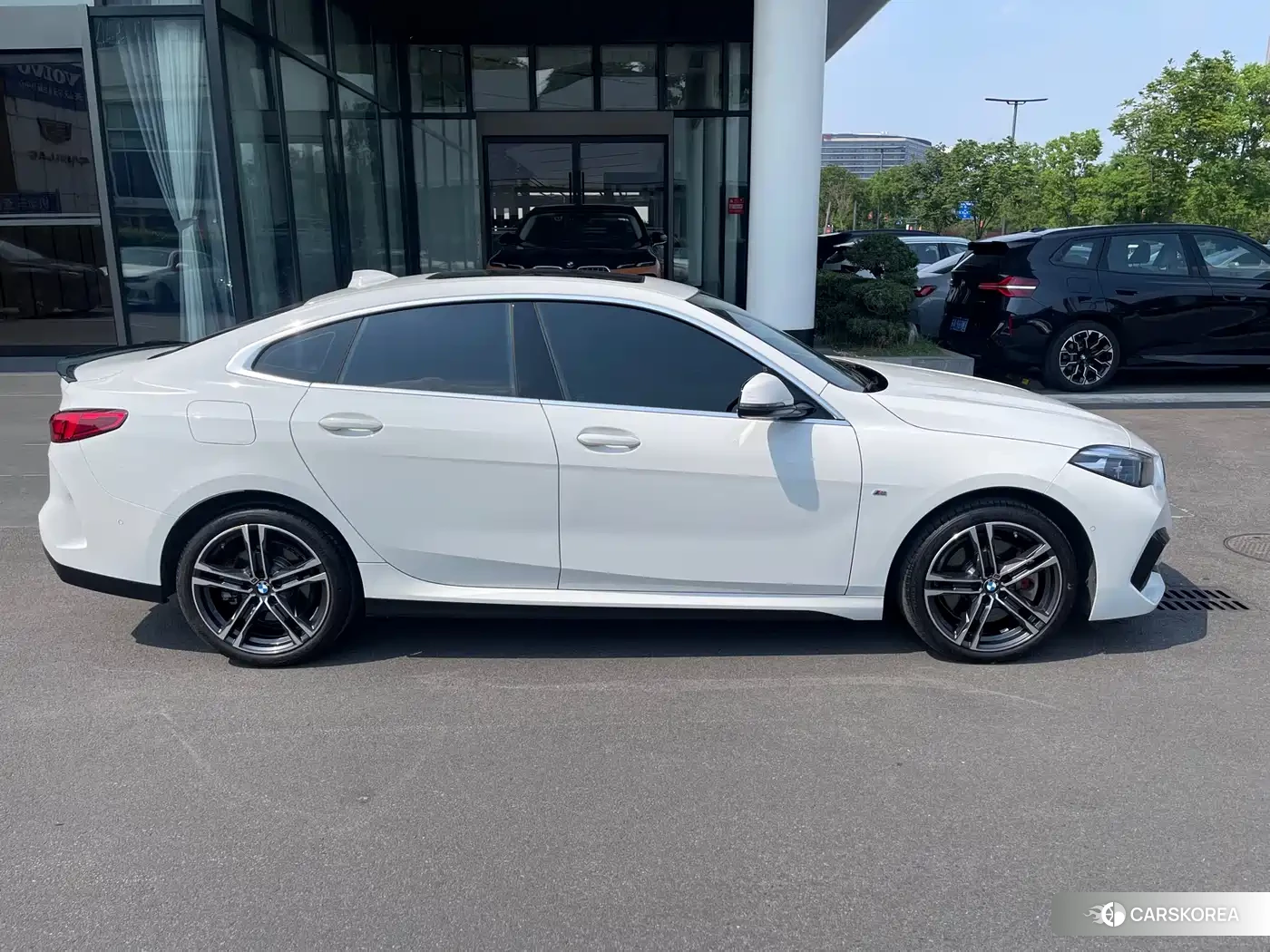 BMW 2 series 2023 Белый из Китая, фото 2