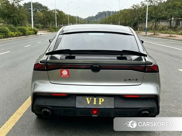 Chang'an UNI-V 2022 Темно-серый из Китая, фото 2