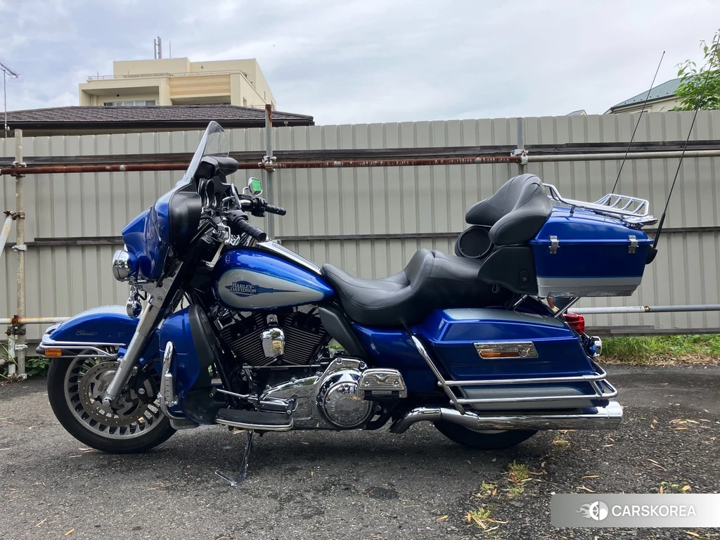 Проданный Harley-Davidson Electra Glide FLHTC1580 2010 из Японии, фото 2