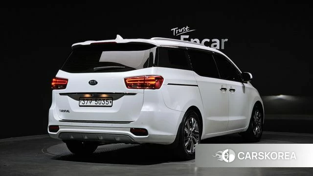 Kia The New Carnival id 4448158 из Кореи 12